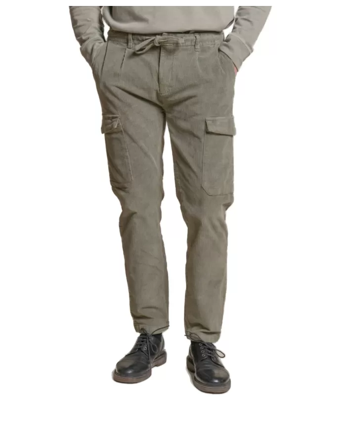 Pantalone uomo verde in velluto stile cargo SMITH V05 | IMPURE Pantalone uomo verde in velluto stile cargo SMITH V05 | IMPURE