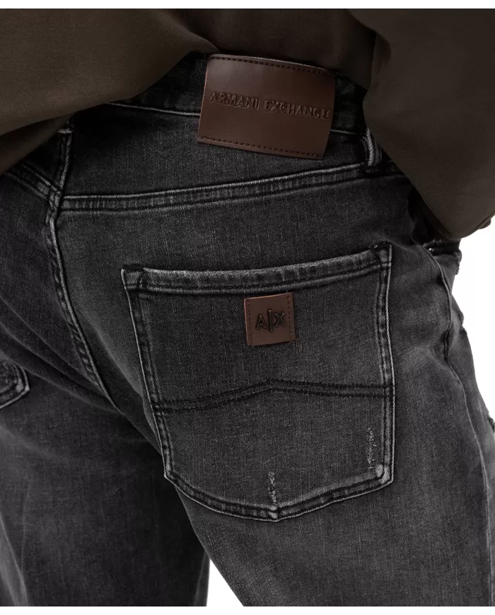 Jeans Uomo grigio con dettaglio strappo 6DZJ82 Z1YTZ | ARMANI EXCHANGE