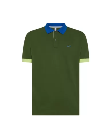 Polo Uomo verde scuro con bordini a contrasto A35116|