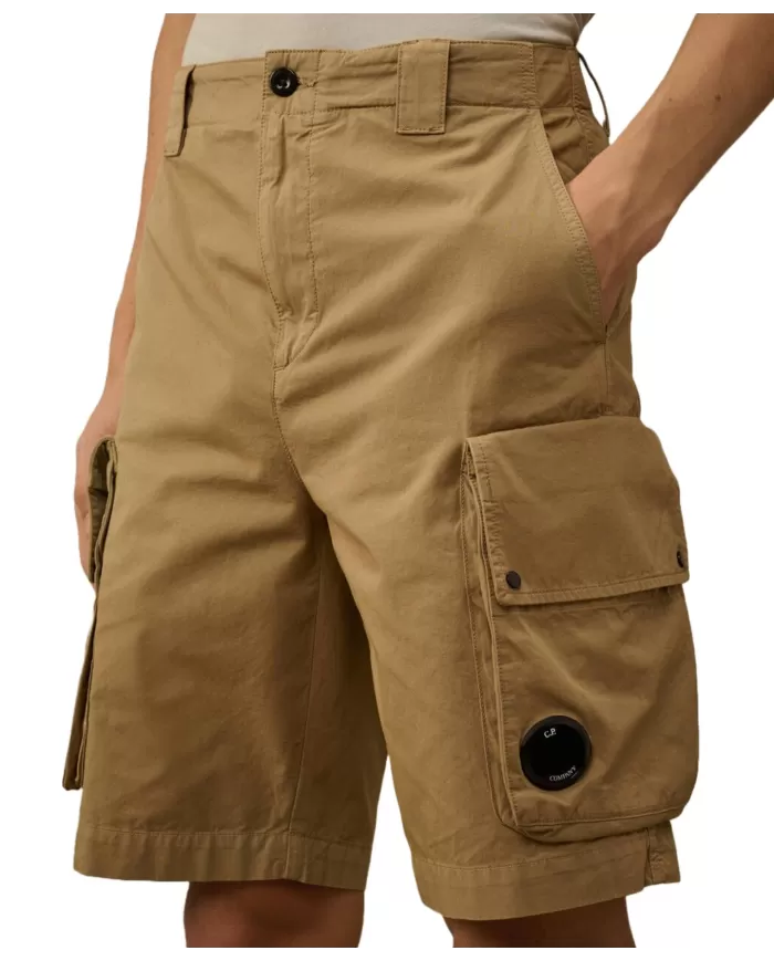 Bermuda Uomo stile cargo in cotone 18CMBE315A 110340O|C.P. COMPANY Bermuda Uomo stile cargo in cotone 18CMBE315A 110340O|C.P. COMPANY