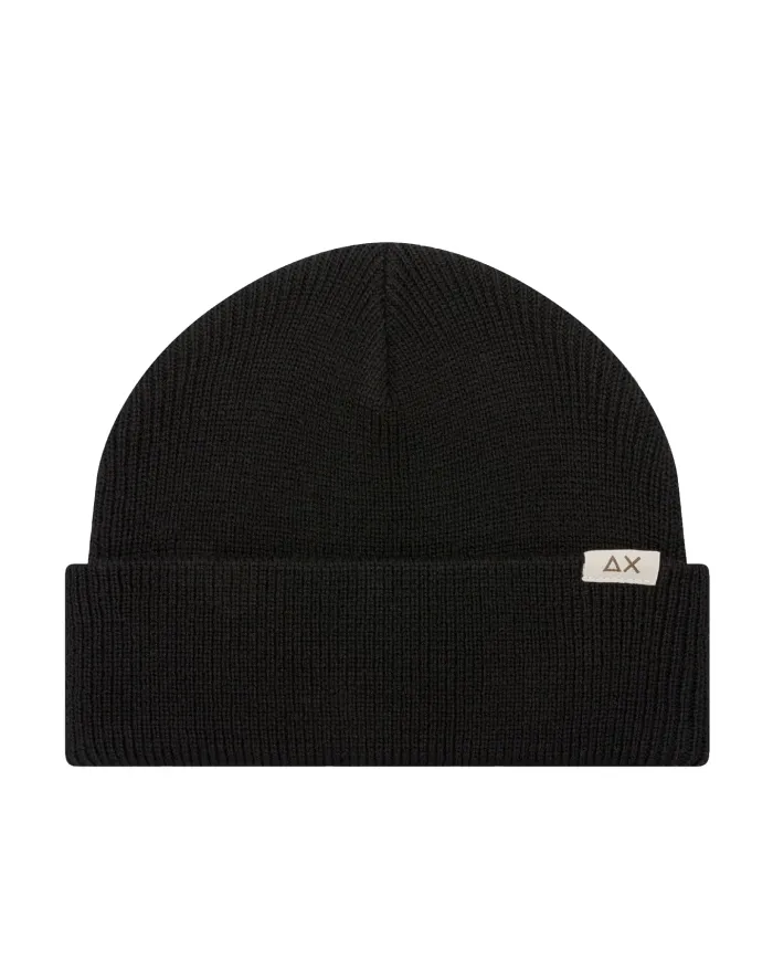 SUN68 Berretto Uomo C45109 BEANIE CAP AI 25/26 lana con nastro logato 11 NERO SUN68 Berretto Uomo C45109 BEANIE CAP AI 25/26 lana con nastro logato 11 NERO