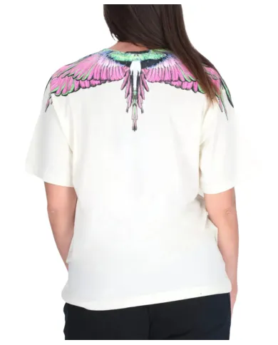 COUNTY OF MILAN T-shirt Donna 25ICM30001 AI 25/26 cotone con iconica stampa 03 latte/pink wings COUNTY OF MILAN T-shirt Donna 25ICM30001 AI 25/26 cotone con iconica stampa 03 latte/pink wings
