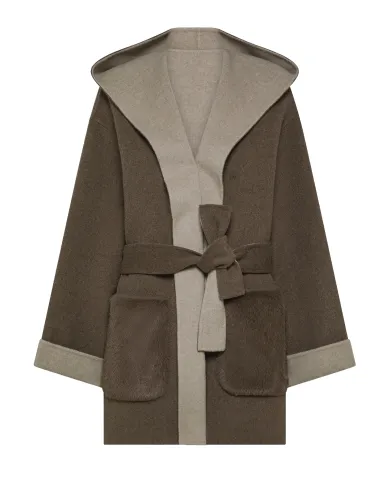SEVENTY Cappotto Donna PM0165 150975 AI 25/26 lana con cappuccio 220 TERRA SEVENTY Cappotto Donna PM0165 150975 AI 25/26 lana con cappuccio 220 TERRA