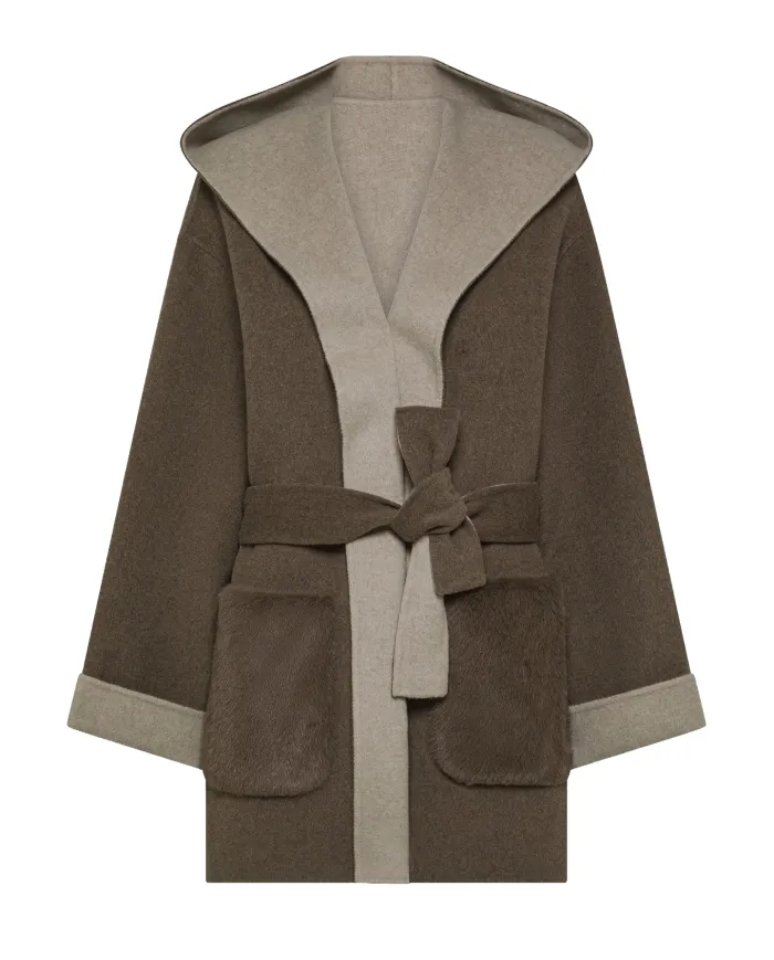 SEVENTY Cappotto Donna PM0165 150975 AI 25/26 lana con cappuccio 220 TERRA SEVENTY Cappotto Donna PM0165 150975 AI 25/26 lana con cappuccio 220 TERRA