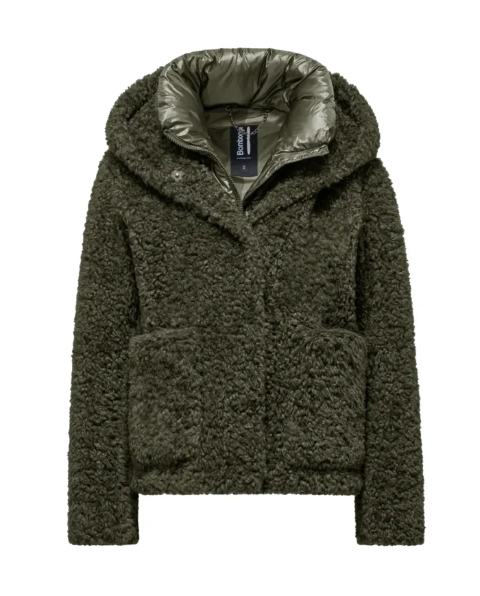 BOMBOOGIE Cappotto Donna GW9191 SFC5 POCKETS AI 25/26 regular con ecopelliccia in teddy 365 D.moss green BOMBOOGIE Cappotto Donna GW9191 SFC5 POCKETS AI 25/26 regular con ecopelliccia in teddy 365 D.moss green