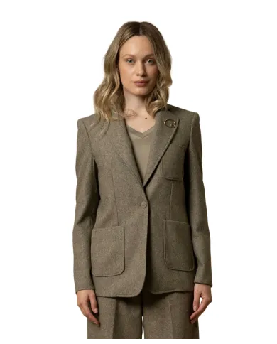 KOCCA Giacca Donna A25PGC7577ABUN3466 ENDACIL AI 25/26 lana con dettaglio applicato sul risvolto 50803 VERDE MILITARE KOCCA Giacca Donna A25PGC7577ABUN3466 ENDACIL AI 25/26 lana con dettaglio applicato sul risvolto 50803 VERDE MILITARE