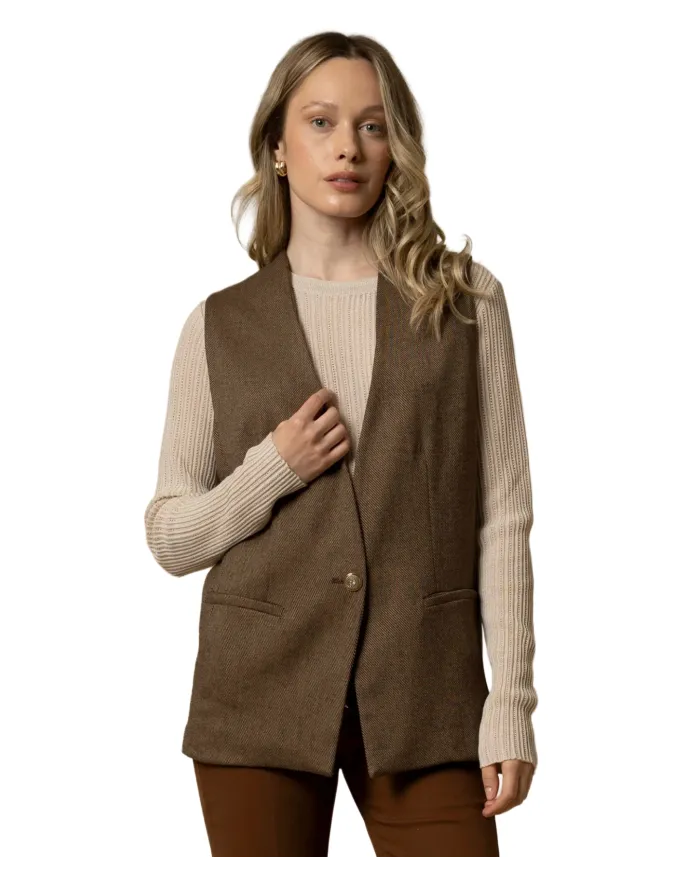 KOCCA Gilet Donna A25PGL7784ABUN0000 AURELIANA AI 25/26 viscosa con patch applicata 30015 TERRA KOCCA Gilet Donna A25PGL7784ABUN0000 AURELIANA AI 25/26 viscosa con patch applicata 30015 TERRA