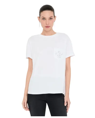LIU JO T-shirt Donna UF5257JS904 AI 25/26 cotone con logo strass applicato sul taschino M9785 b.co/Lj sequin LIU JO T-shirt Donna UF5257JS904 AI 25/26 cotone con logo strass applicato sul taschino M9785 b.co/Lj sequin