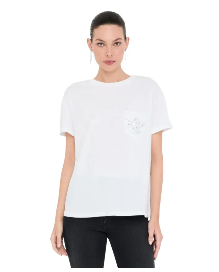 LIU JO T-shirt Donna UF5257JS904 AI 25/26 cotone con logo strass applicato sul taschino M9785 b.co/Lj sequin LIU JO T-shirt Donna UF5257JS904 AI 25/26 cotone con logo strass applicato sul taschino M9785 b.co/Lj sequin