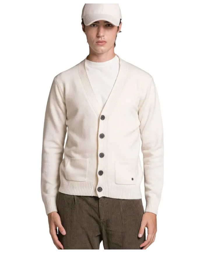 IMPURE Cardigan Uomo CHAD WN8 AI 2025/2026 in misto lana con bottoni a contrasto 23 OFF WHITE IMPURE Cardigan Uomo CHAD WN8 AI 2025/2026 in misto lana con bottoni a contrasto 23 OFF WHITE