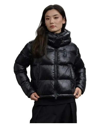 BLAUER Piumino Donna 25WBLDC02170-006648 GLORIA AI 25/26 corto con cappuccio 999EI NERO int BEIGE BLAUER Piumino Donna 25WBLDC02170-006648 GLORIA AI 25/26 corto con cappuccio 999EI NERO int BEIGE