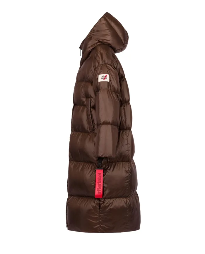 AFTER LABEL Piumino Donna MONTREUXN051 AI 25/26 lungo trapuntato con cappuccio 290 CACAO AFTER LABEL Piumino Donna MONTREUXN051 AI 25/26 lungo trapuntato con cappuccio 290 CACAO