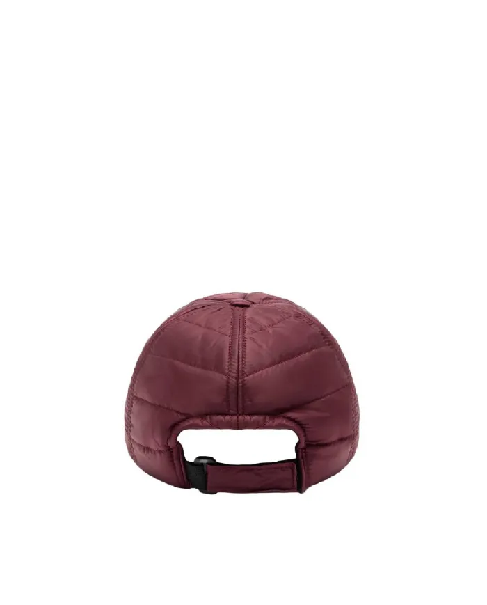SAVE THE DUCK Cappellino Uomo DY1484U IRIS21 ACHILLEA AI 25/26 con visiera in nylon lucido trapuntato 7001 WINE red SAVE THE DUCK Cappellino Uomo DY1484U IRIS21 ACHILLEA AI 25/26 con visiera in nylon lucido trapuntato 7001 WINE red