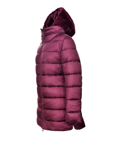 SAVE THE DUCK Piumino Donna D0280W JADE21 MATILDA AI 25/26 nylon regular con cappuccio pelliccia 70011 WINE RED SAVE THE DUCK Piumino Donna D0280W JADE21 MATILDA AI 25/26 nylon regular con cappuccio pelliccia 70011 WINE RED