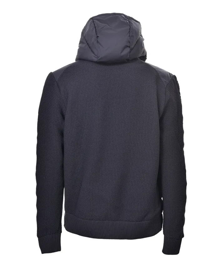 SAVE THE DUCK Piumino Uomo D32488 ROMI21 FEN AI 25/26 con cappuccio e inserti in maglina 90010 BLUE BLACK SAVE THE DUCK Piumino Uomo D32488 ROMI21 FEN AI 25/26 con cappuccio e inserti in maglina 90010 BLUE BLACK