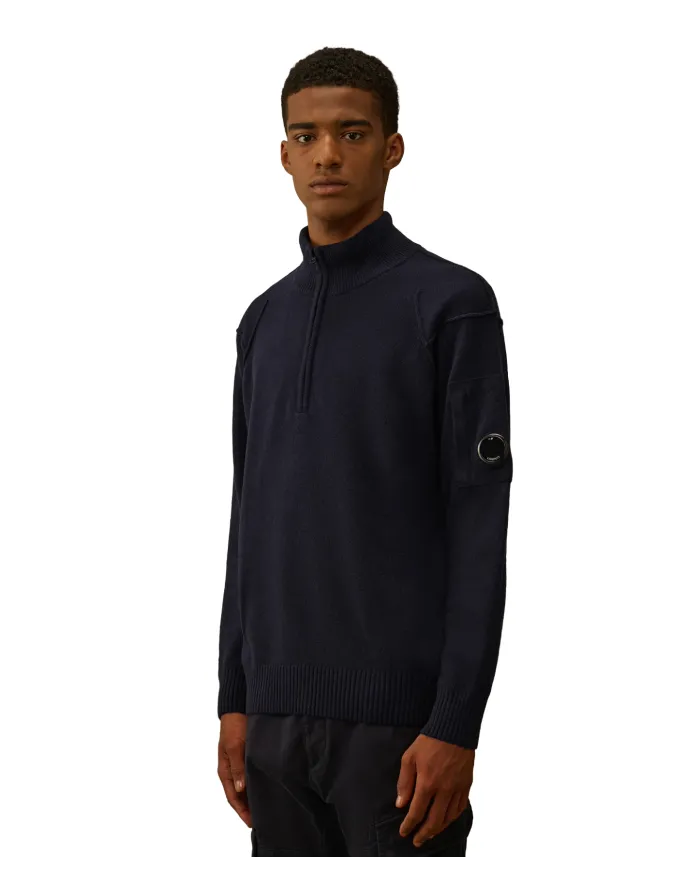 C.P. COMPANY Maglia Uomo 19CMKN709A 110149A AI 25/26 lana con colletto alto 888 TOTAL ECLIPS