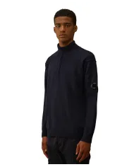 C.P. COMPANY Maglia Uomo 19CMKN709A 110149A AI 25/26 lana con colletto alto 888 TOTAL ECLIPS