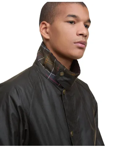 BARBOUR Giacca Uomo MWX2492 TRACKER AI 25/26 cerata con colletto classico OL71 OLIVE