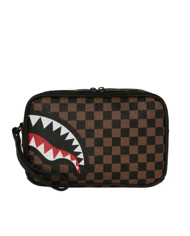 SPRAYGROUND Pochette Uomo 910B8238NSZ CHECK 2 EMBOSS TOILETRY BAG AI 25/26 con stampa check e shark 06 CHECK BROWN